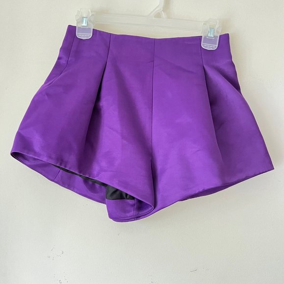 NEW Zara Glam Satin Shorts with a Flounce- Size XS - Picture 11 of 16